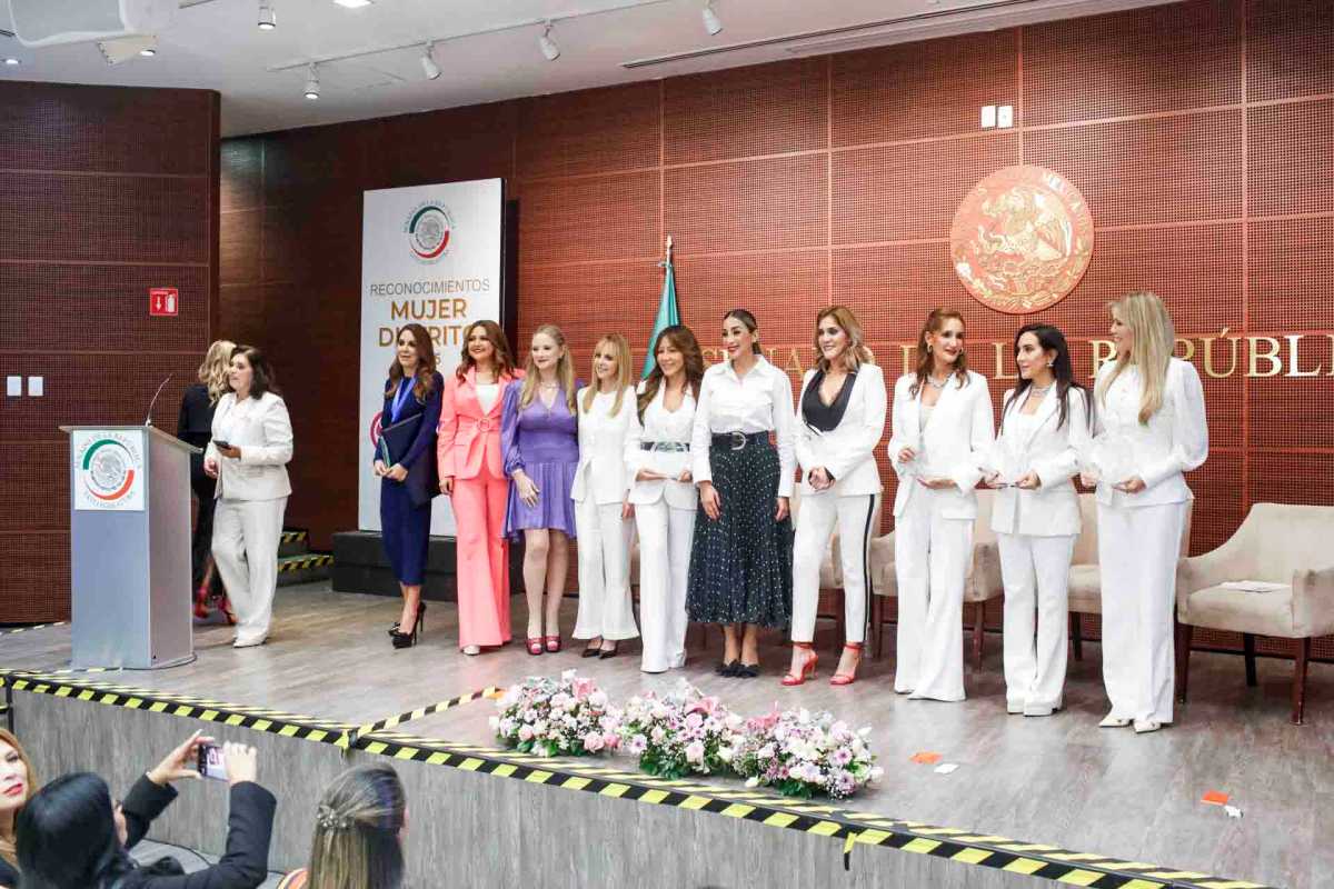Miembros de la agrupación Distrito de Mujeres por el Mundo. (Foto: Esteban Torreblanca)