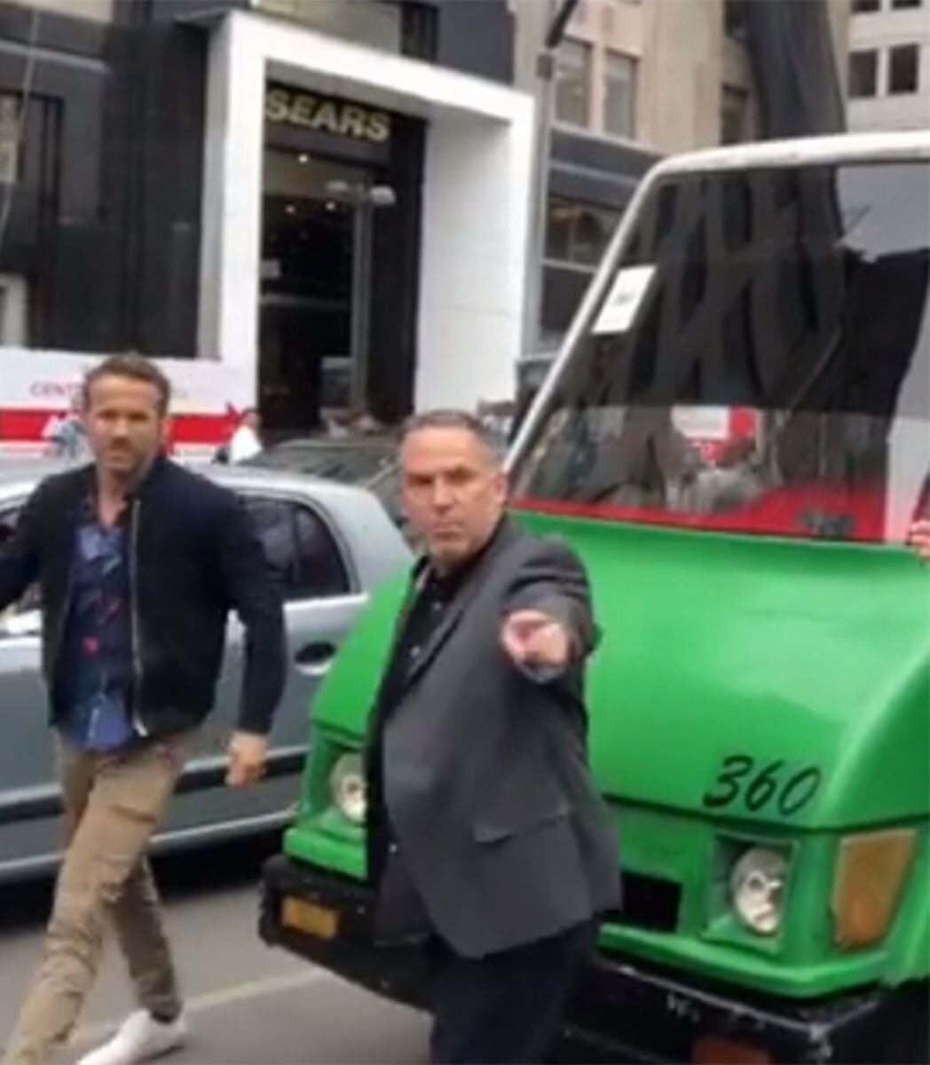 Ryan Reynolds recorrió la CDMX en microbús