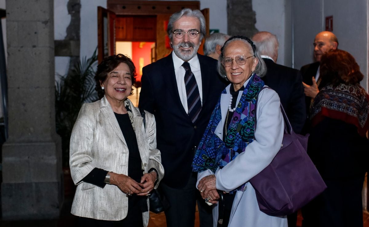 Maria Teresa Franco, Lorenzo Laso y Bertha Sea / Foto: Esteban Torreblanca