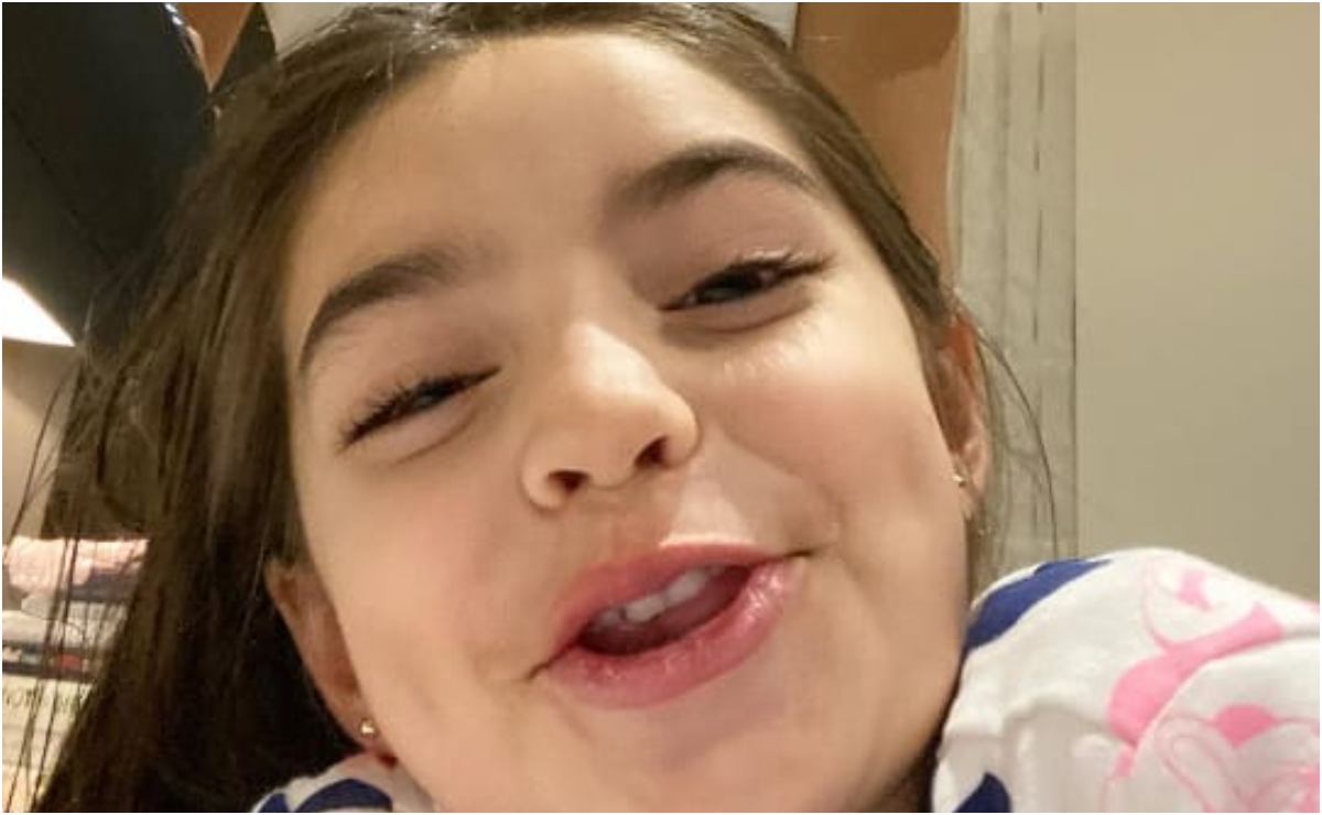 Las divertidas selfies de Aitana, hija de Eugenio Derbez