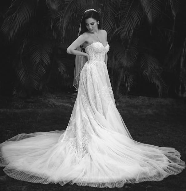 El vestido de novia de Martha Higareda / Foto: Instagram @davidjonphotography