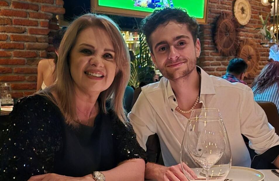 Tras la separación con Ernesto Zedillo Jr., Erika Buenfil se hizo cargo sola de su hijo. Foto: Instagram