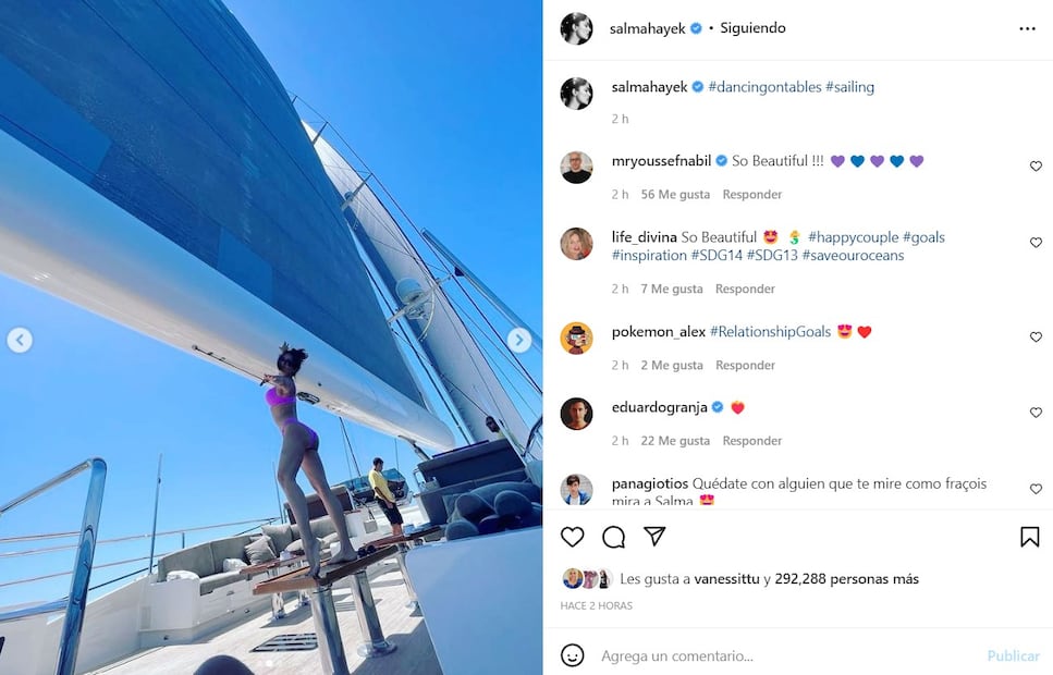Salma Hayek se luce en bikini acompañada de su esposo François-Henri Pinault