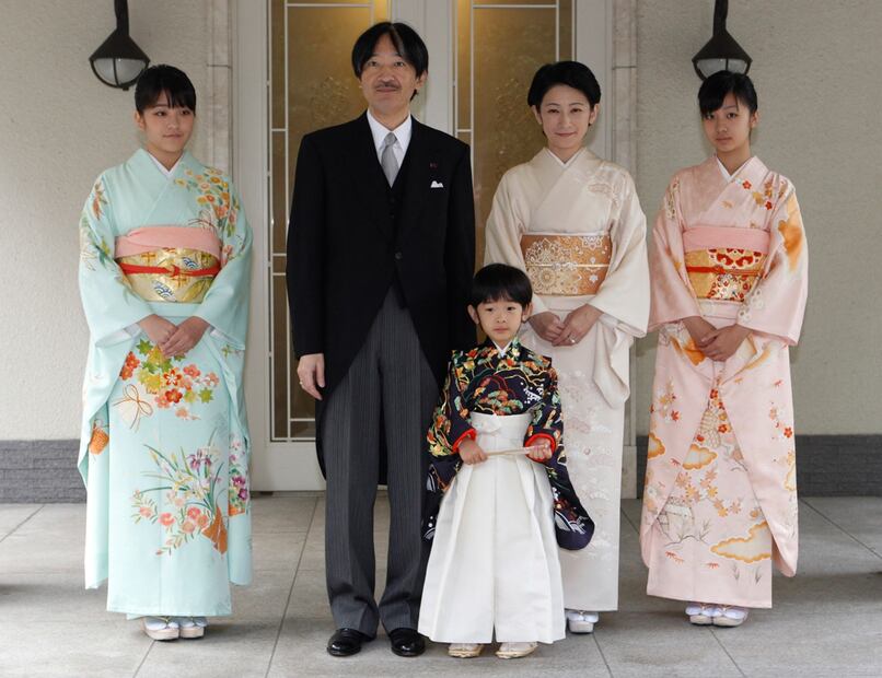 En Japón se abre la posibilidad de que las mujeres asciendan al trono