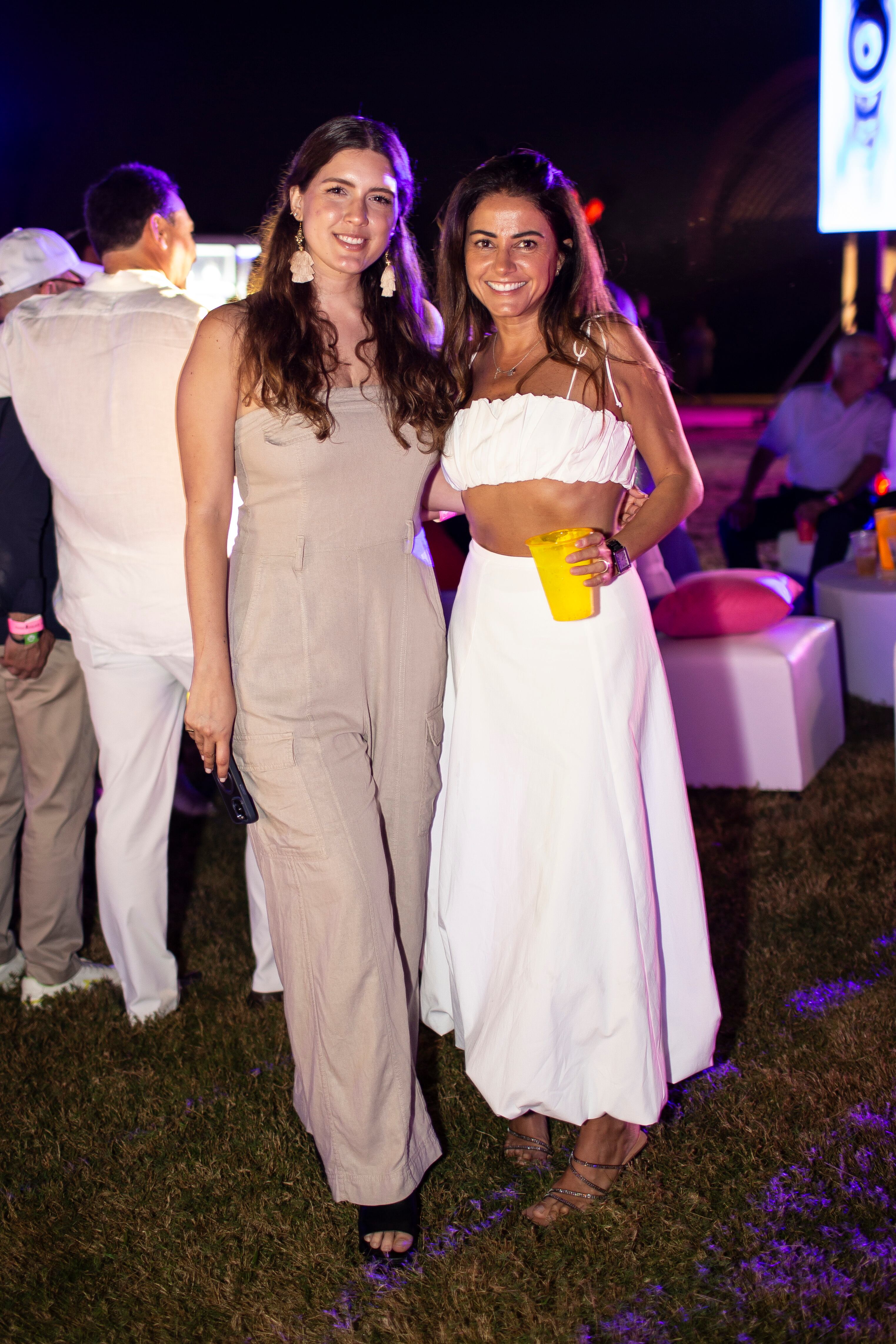 Rebeca Velasco e Ingrid Ulrich. (Foto: Esteban Torreblanca)
