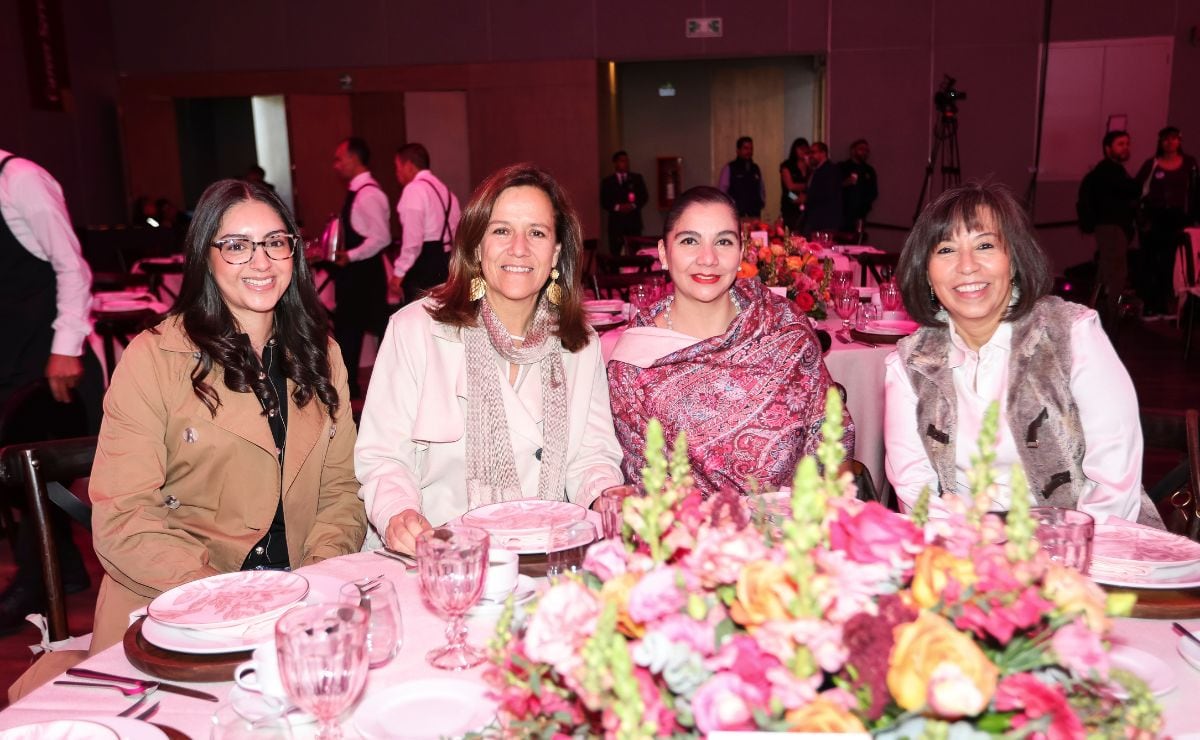Fernanda Monroy, Margarita Zavala, Adriana Rodríguez y Martha Ramos / Foto: Esteban Torreblanca