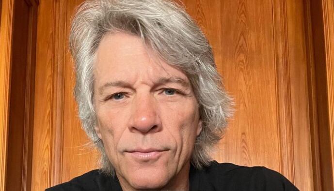 Jon Bon Jovi genera revuelo al asegurar que deja "en manos de Dios" la curación de sus cuerdas vocales