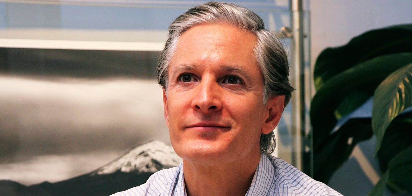 <p>Fue el político quien compartió la primera foto de su bebé por medio de redes sociales.<strong> (Fotos: Archivo y Facebook)</strong></p>