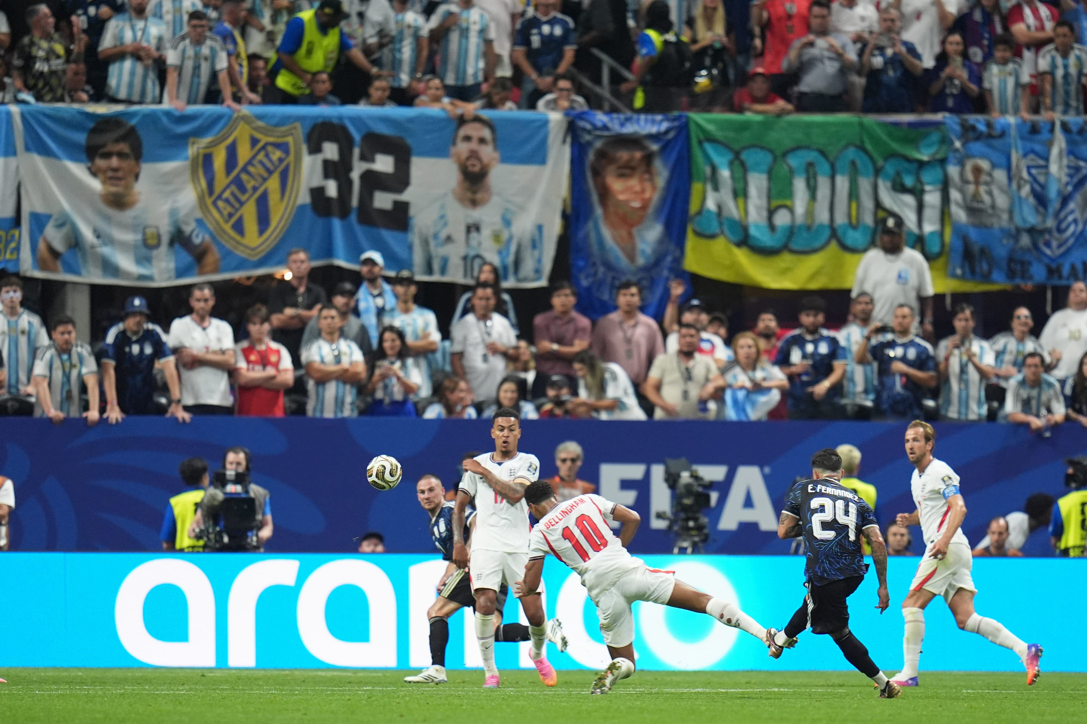 Argentina vs Inglaterra. (Foto: AFP)