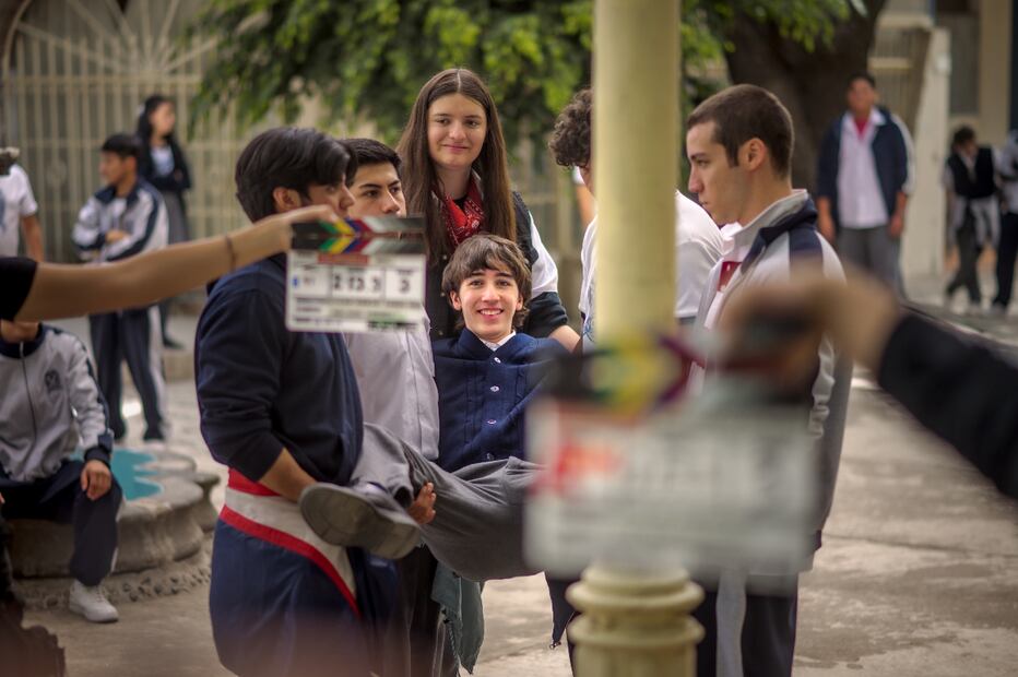 Axel Madrazo en la serie "Nadie nos va a extrañar" / Foto: Cortesía