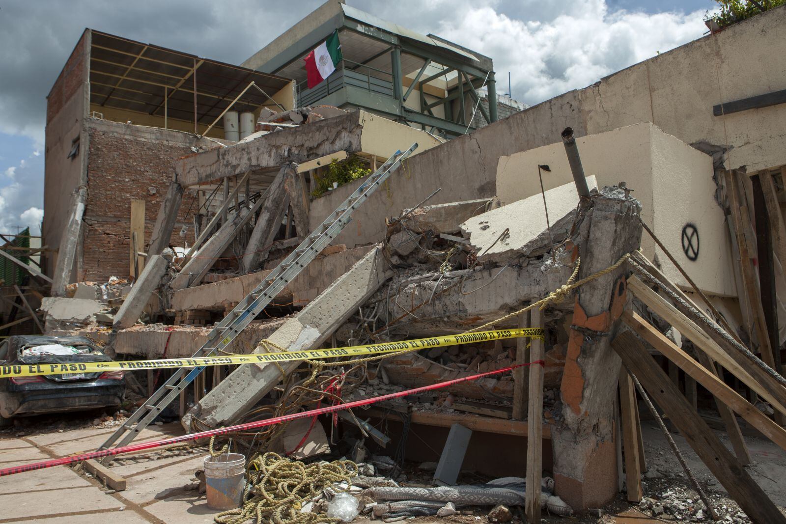 Alumna de Paola Espinosa murió en el Colegio Rébsamen