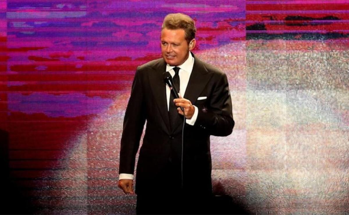 Luis Miguel en 50 momentos