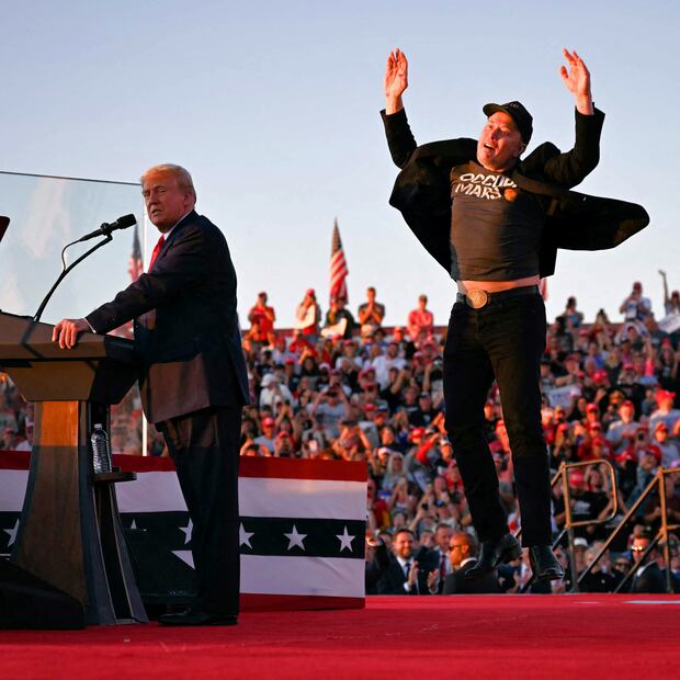 Elon Musk apoyando a Donald Trump / Foto: AFP