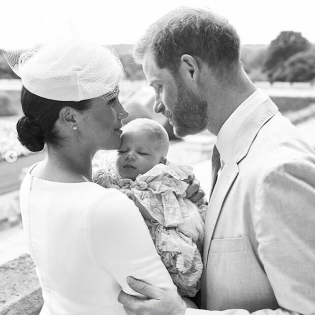 Las primeras imágenes del bautizo de Archie, hijo de Meghan y Harry 
