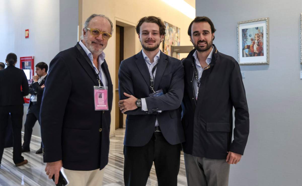 Luis Peyrelongue, Giacomo Festa y Andrés Peyrelongue (Foto: Esteban Torreblanca)