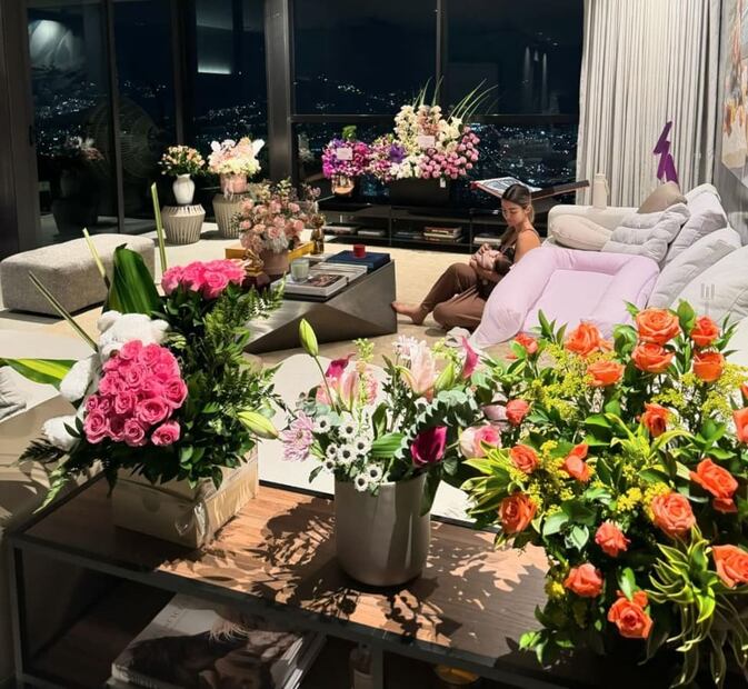 Susana Gómez, novia de Maluma, con su hija Paris / Instagram
