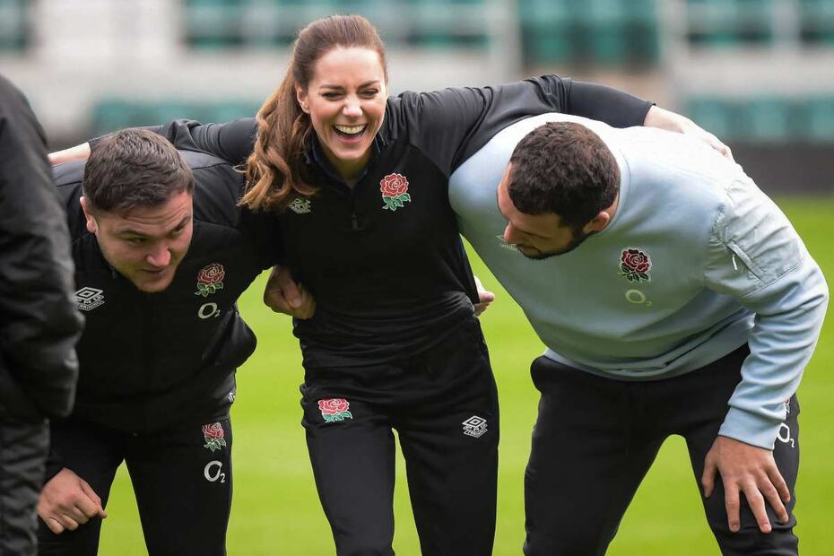 Todo el mundo está obsesionado con las fotos de Kate Middleton jugando rugby