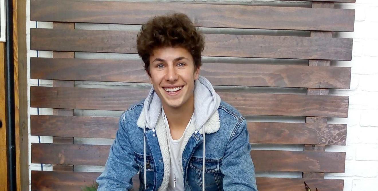 Juanpa Zurita presenta las casas que entregó a personas damnificadas del sismo en 2017