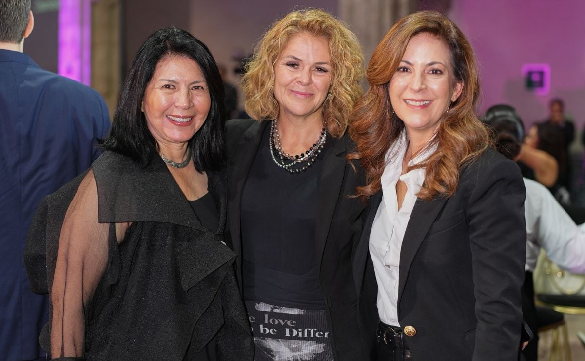 Elsa Vizcarra, Ana De Saracho y Mónica Aspe. (Foto: Leonardo Gómez)