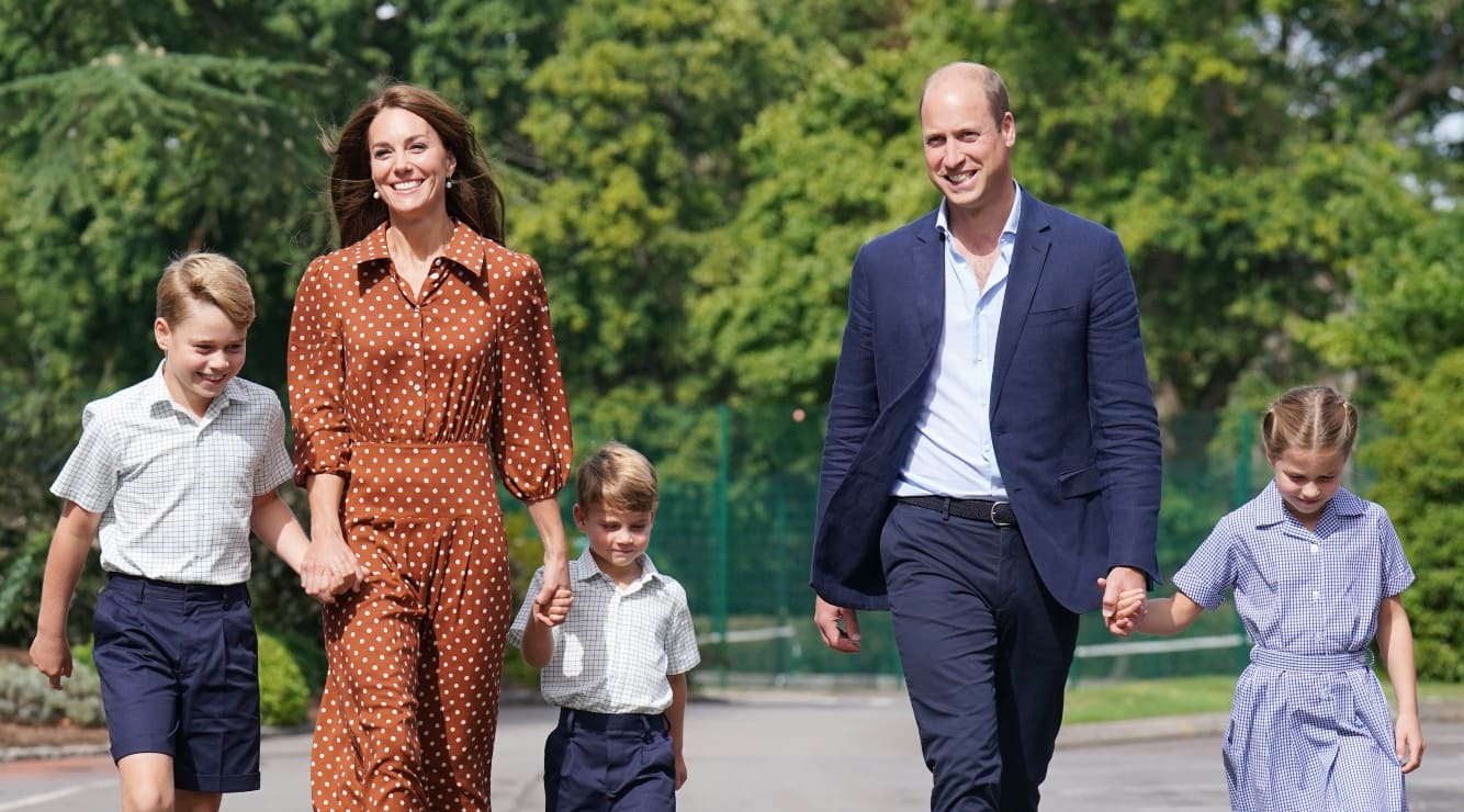 Kate Middleton y el príncipe William junto a sus hijos George, Charlotte y Louis / Foto: Getty Images