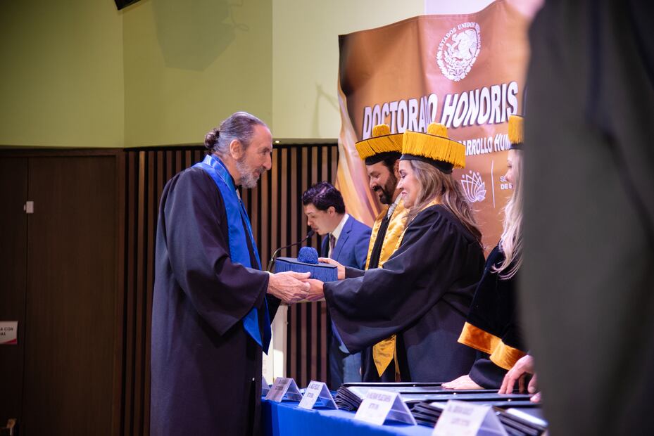 Michel Domit Gemayel honrado con el Doctorado Honoris Causa. (Foto: Especial)