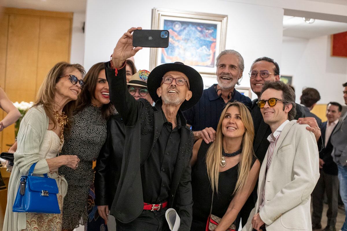 Helen Lozoya, Antonia Sierra, Delia González, Óscar Román, Carlos Bisdikian, Desirée Navarro, Eduardo Gómez Tagle y Rafa Picard. (Foto: Edgar Silva Fuentes)