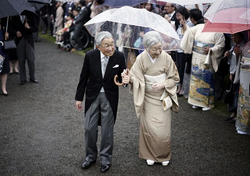 La salud de la emperatriz Michiko de Japón empeora; temen por su vida