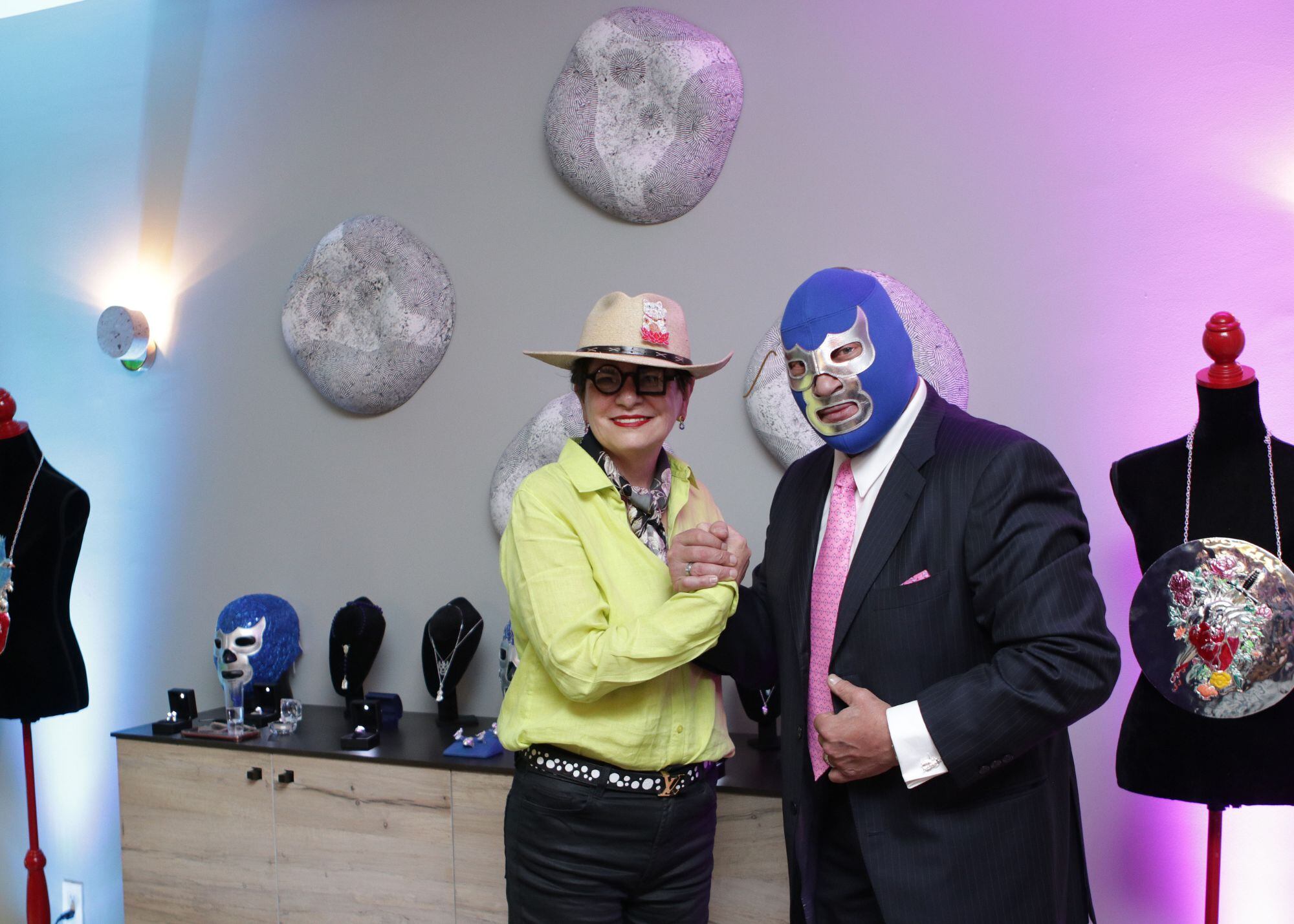 Delia González presenta colección diversa e incluyente