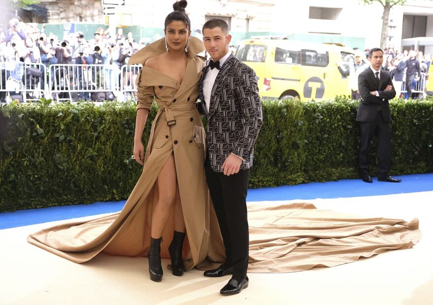 Nick Jonas y Priyanka Chopra se comprometen tras dos meses de noviazgo 