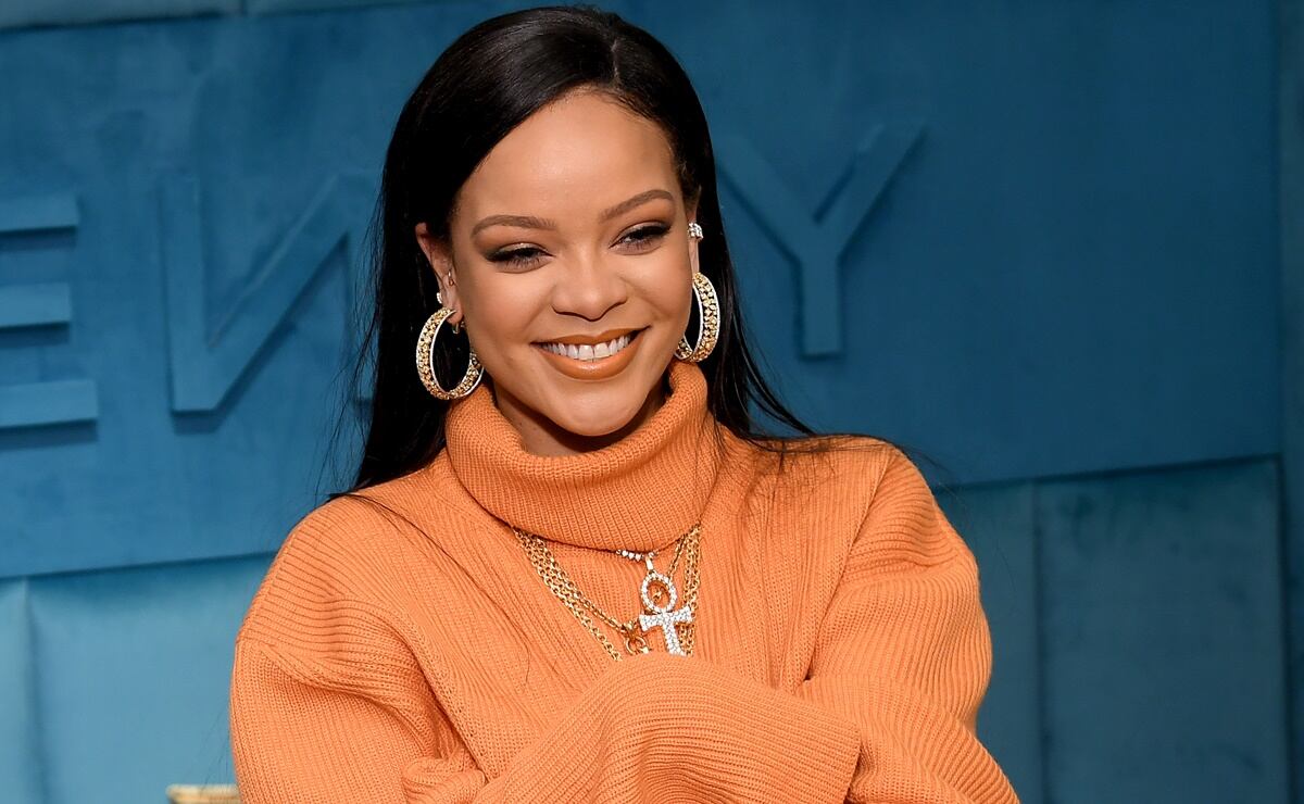 Rihanna toma el control del imperio de la lencería; LVMH se interesa en su marca