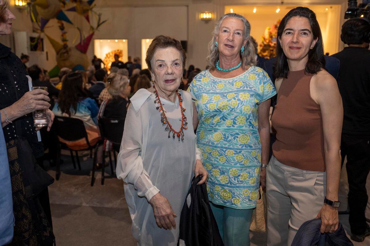 Graciela Iturbide, Rocío González y Fernanda Canales. (Foto: Héptor Arjona)
