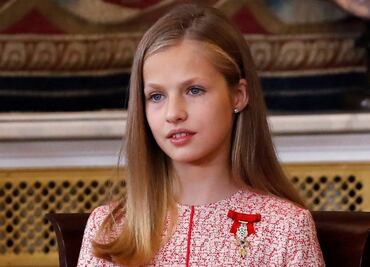 La princesa Leonor de Borbón luce sus primeros tacones en evento oficial