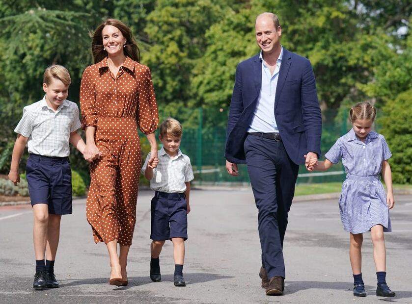 Kate Middleton y el príncipe William junto a sus hijos George, Charlotte y Louis / Getty Images