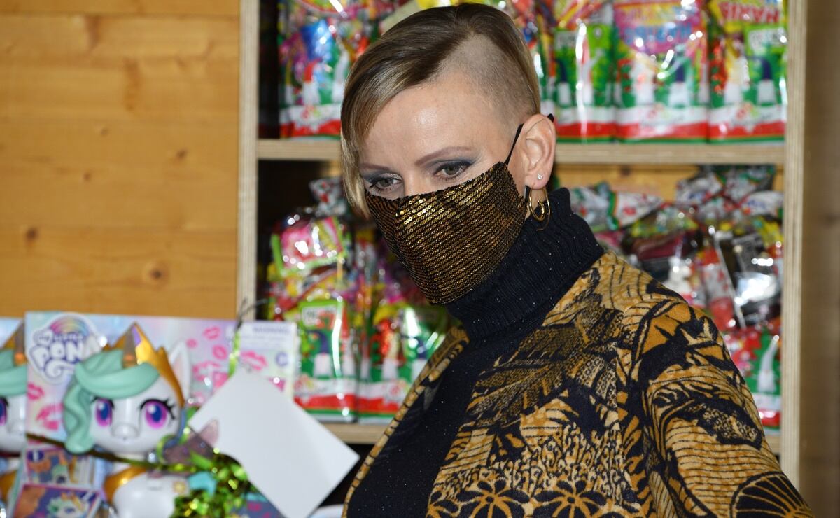 El look super punk de la princesa Charlene de Mónaco 