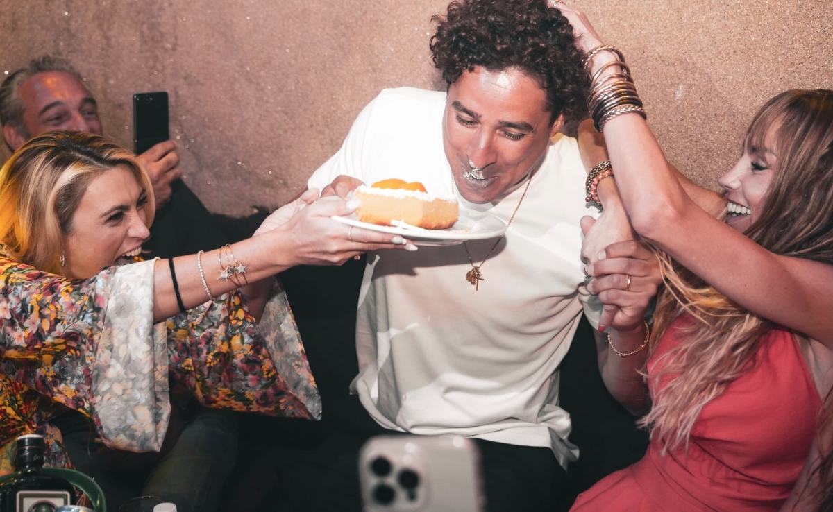La celebración de cumpleaños de Memo Ochoa / Foto: Instagram @tabocam