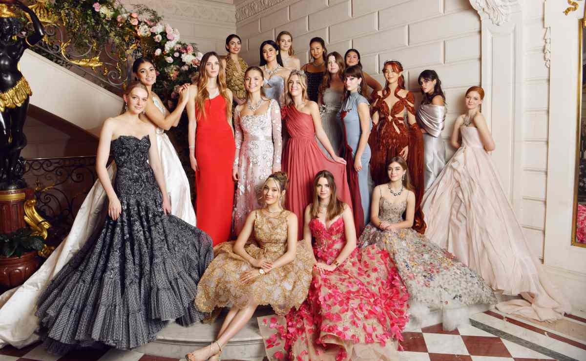 Princesas, aristócratas, herederas e hijas y nietas de estrellas de Hollywood en el baile de debutantes de París