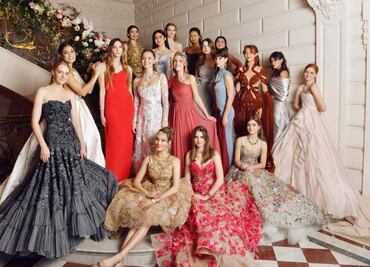 Princesas, aristócratas, herederas e hijas y nietas de estrellas de Hollywood en el baile de debutantes de París