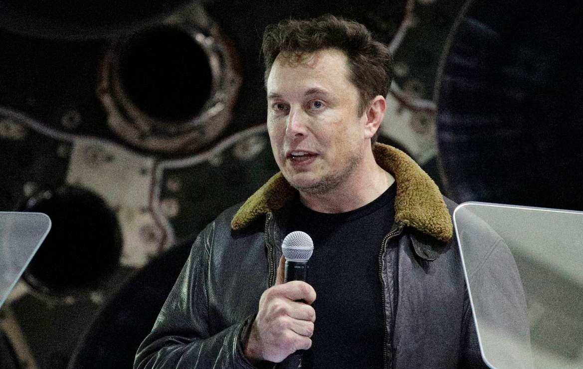 Astronautas de Elon Musk deberán usar ropa interior porque no funciona el baño de una cápsula de Space X