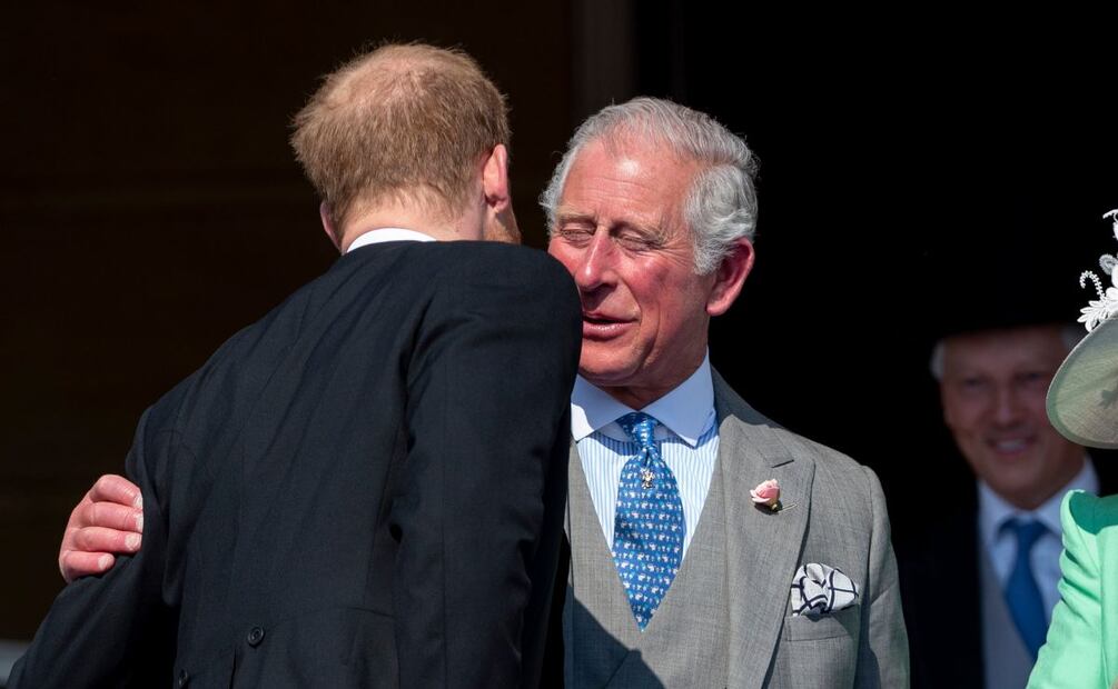 La decisión hostil de Carlos de Gales por la llegada de su hijo, el príncipe Harry
