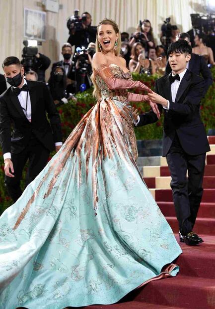 Blake Lively, perfecta en un Versace para el MET Gala 2022