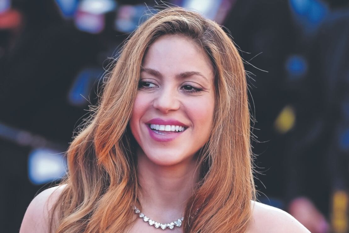 Shakira podría ser invitada por primera vez al MET Gala en la edición que honrará a Karl Lagerfeld