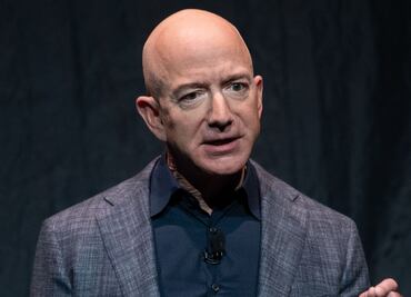 Video: Así de insólita luce la fortuna de Jeff Bezos con granos de arroz