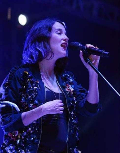 Las fotos que no habías visto de Ximena Sariñana embarazada