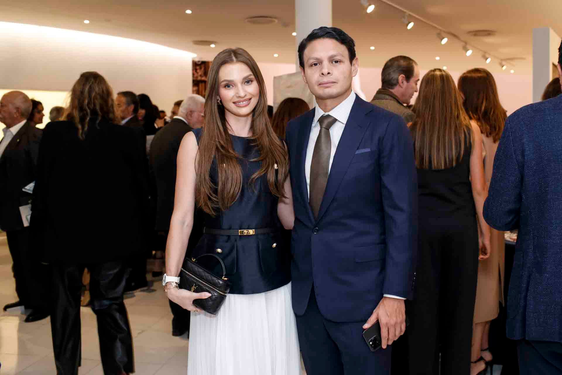 Irina Baeva  y Giovanni Medina.  (Foto: Esteban Torreblanca)