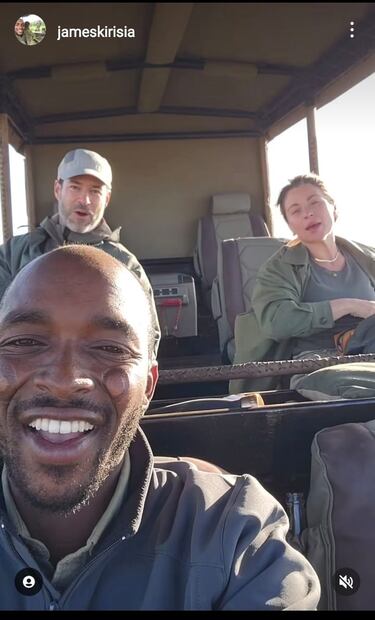 Emiliano Salinas y Ludwika Paleta de paseo en África / Instagram
