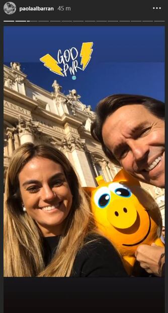 Fernando Landeros y Paola Albarrán llevan a sus hijos con el Papa Francisco hasta el Vaticano 