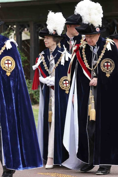 El príncipe Andrés, vetado por Carlos y William en la procesión del Día de la Jarretera