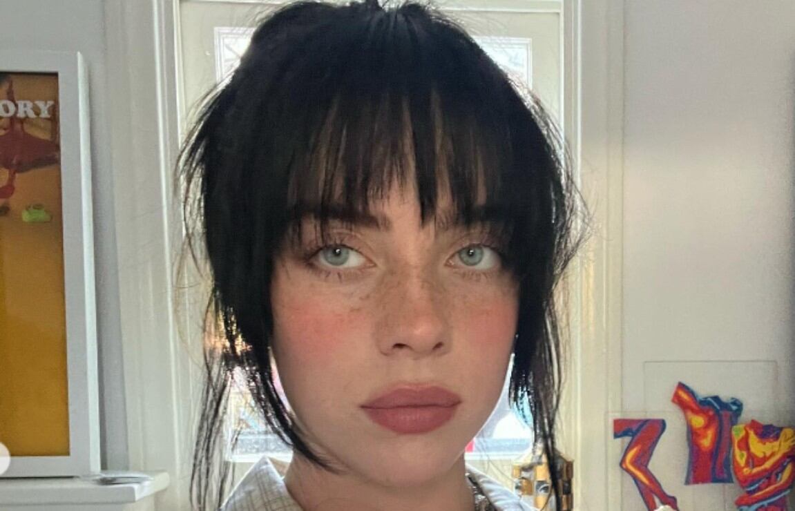 Billie Eilish, bañada con el calor del sol y bikini Miaou