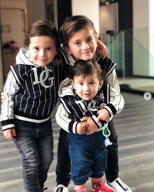 El pequeño hijo de Leo Messi derrite las redes con una tierna canción