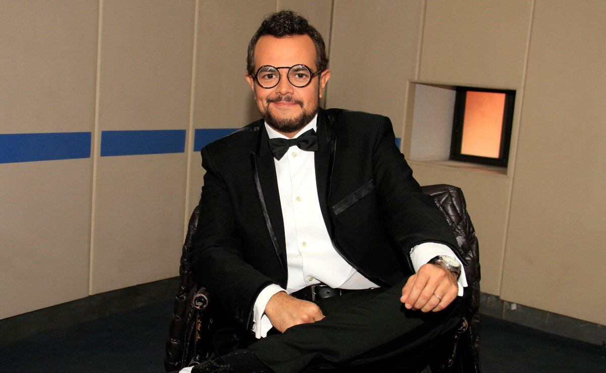 Aleks Syntek habla por primera vez de su acusación por acoso sexual
